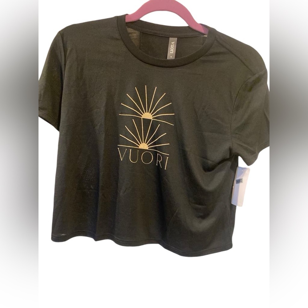 Vuori Black Tee with Gold Graphic
